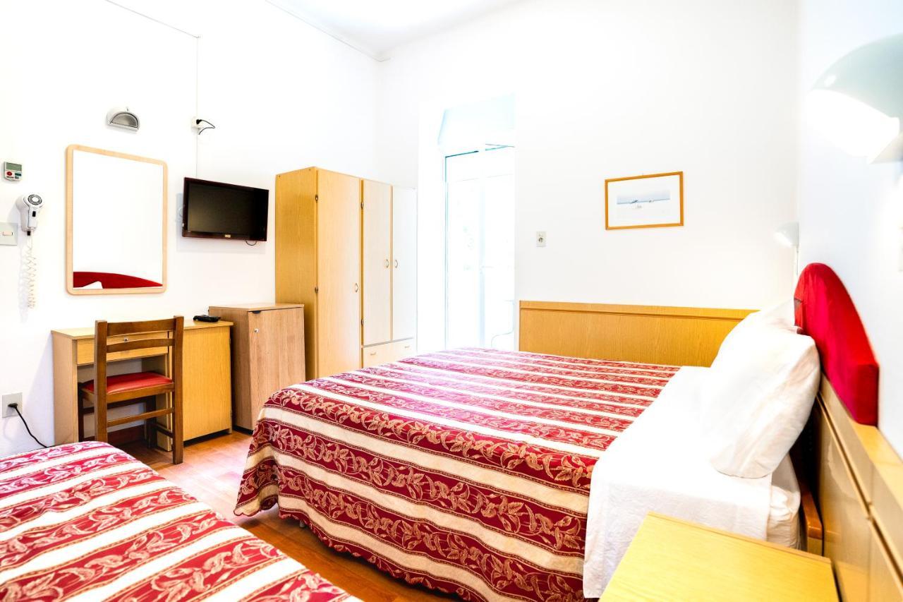 Hotel Angelus Rimini Kültér fotó