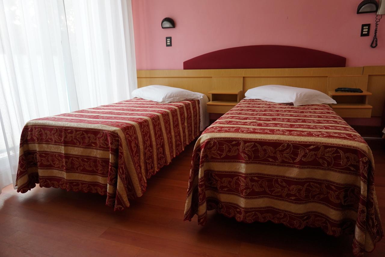 Hotel Angelus Rimini Kültér fotó