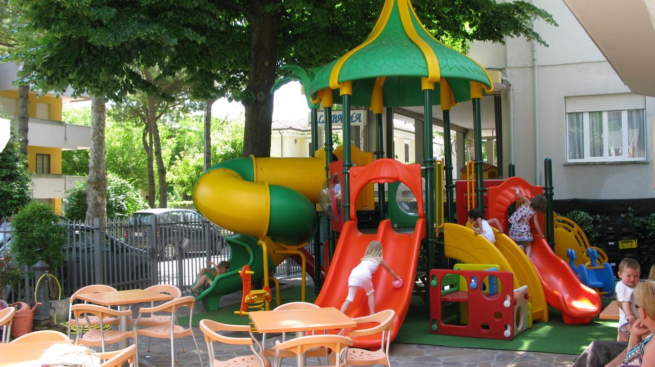 Hotel Angelus Rimini Kültér fotó